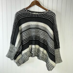 On The Road Oversized Cropped Sweater Women’s Small/Medium Dolman Slv Wool Blend